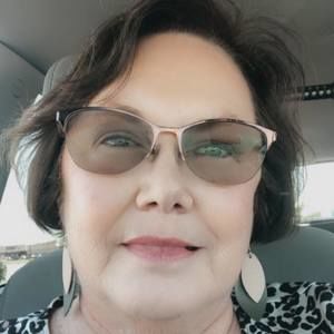 Meet your Posher, Annette